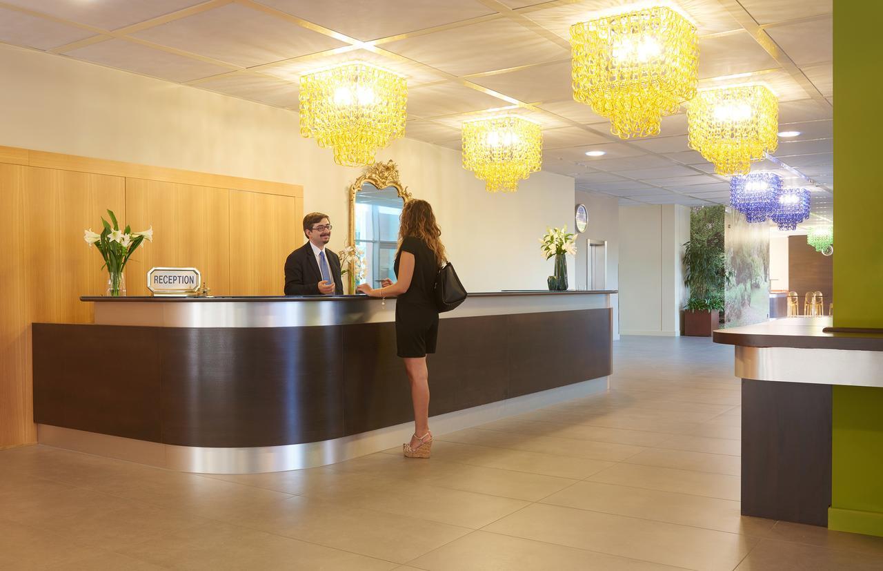 קסטל סן פייטרו טרמה Anusca Palace Hotel מראה חיצוני תמונה